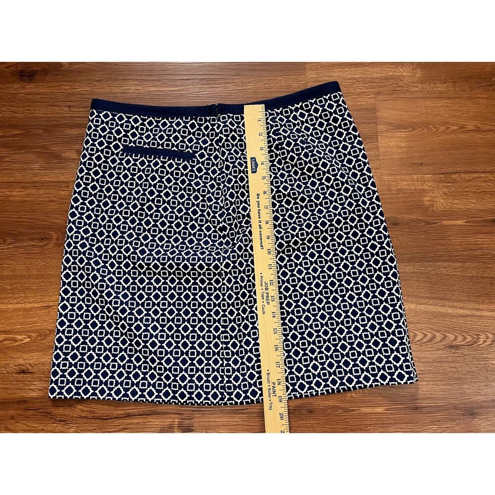 Talbot Navy and White Size 12 Medallion Geometric Print A-line Pencil Skirt - Picture 2 of 5